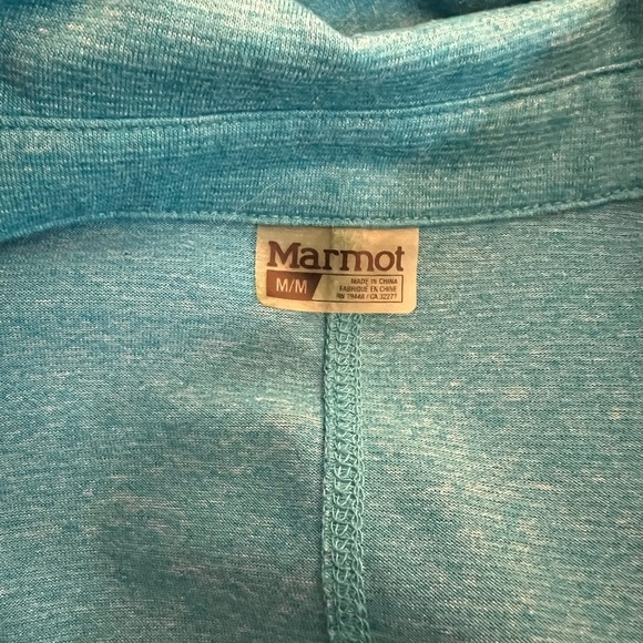Marmot women’s five button top - size medium - Picture 5 of 5